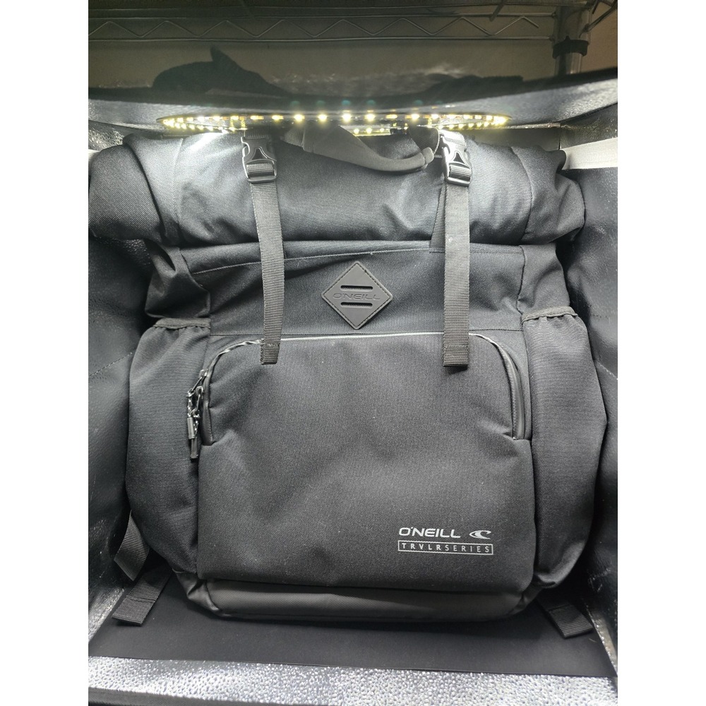 O'NEILL Mens Strike Trvlr 28L Backpack, Black One Size, | 28l Water Resistant